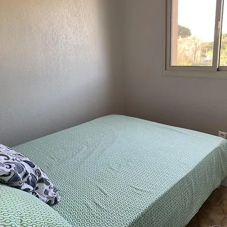 Port : T2 Avec Loggia, Wifi, Parking, Climatisation, 4 Pers., Proche Plaisance - Fr-1-335-164 Hyères