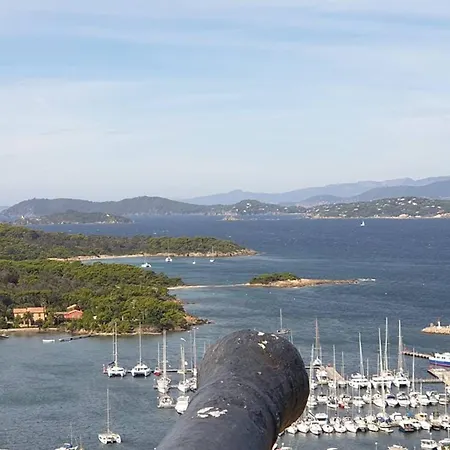 Port : T2 Avec Loggia, Wifi, Parking, Climatisation, 4 Pers., Proche Plaisance - Fr-1-335-164 * Hyères