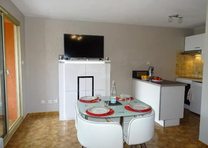 Lejlighed Port : T2 Avec Loggia, Wifi, Parking, Climatisation, 4 Pers., Proche Plaisance - Fr-1-335-164 *